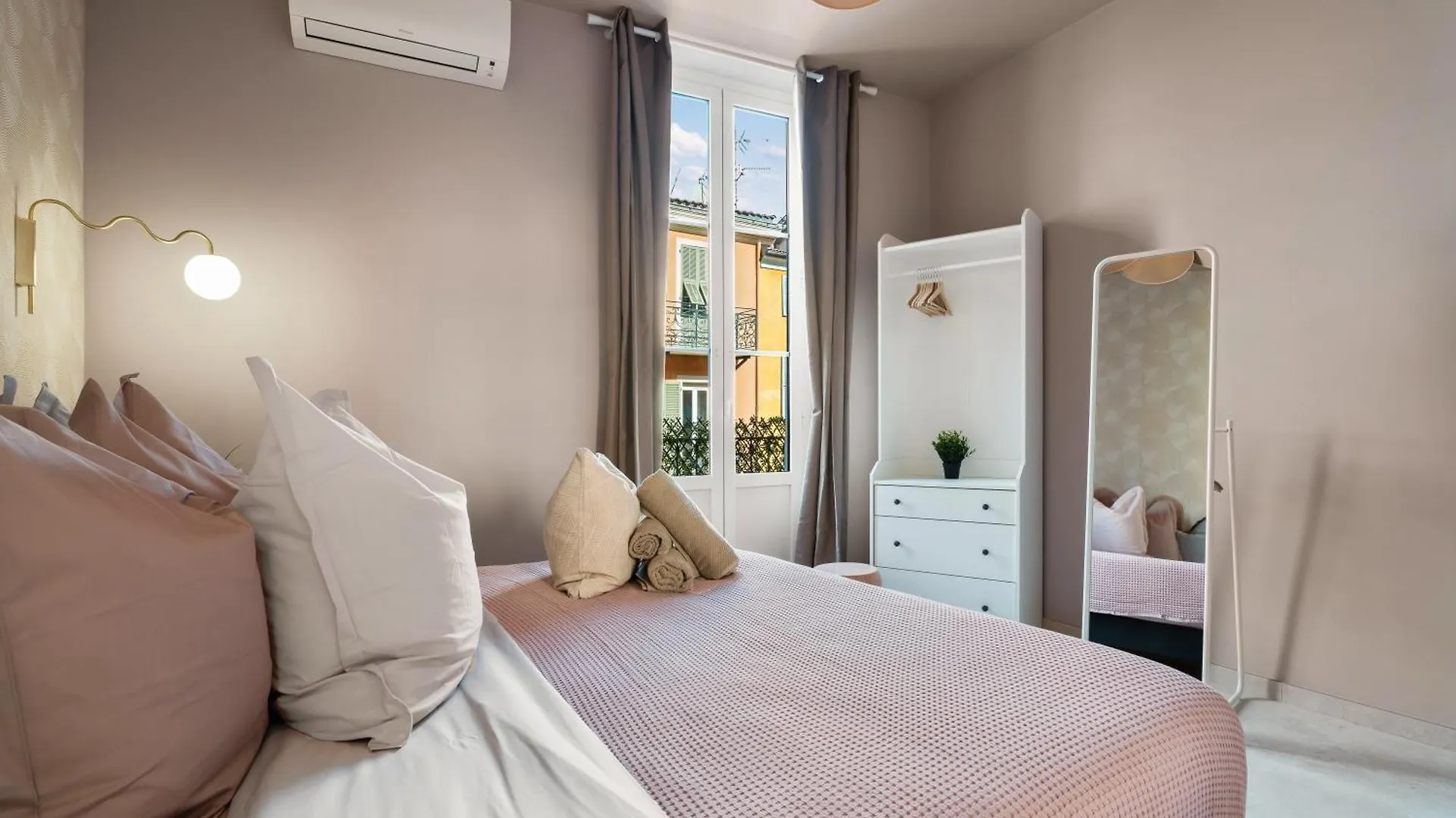 Apartament Nice Renting - 8Bonaparte - Architect Loft Luxury 4 Bedrooms View Place Du Pin